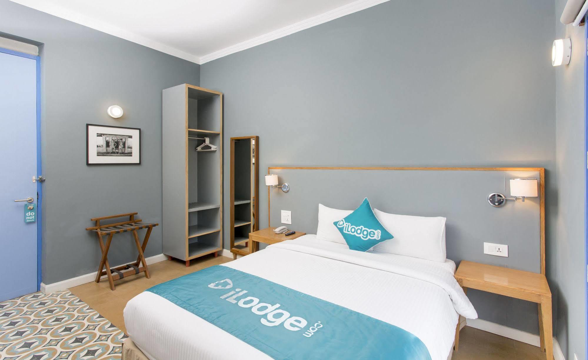 Bloom Boutique l Signature Towers Gurgaon Extérieur photo