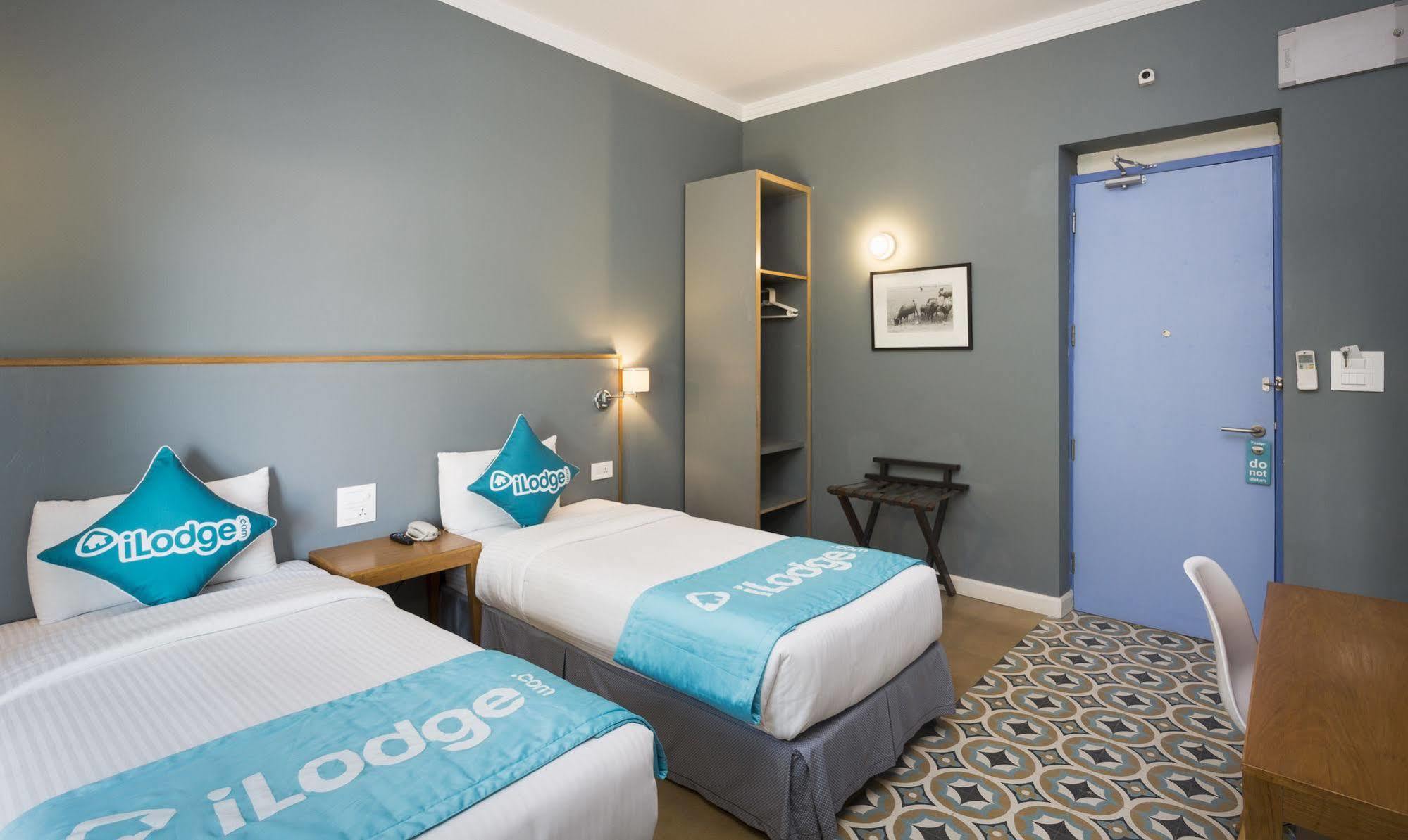 Bloom Boutique l Signature Towers Gurgaon Extérieur photo