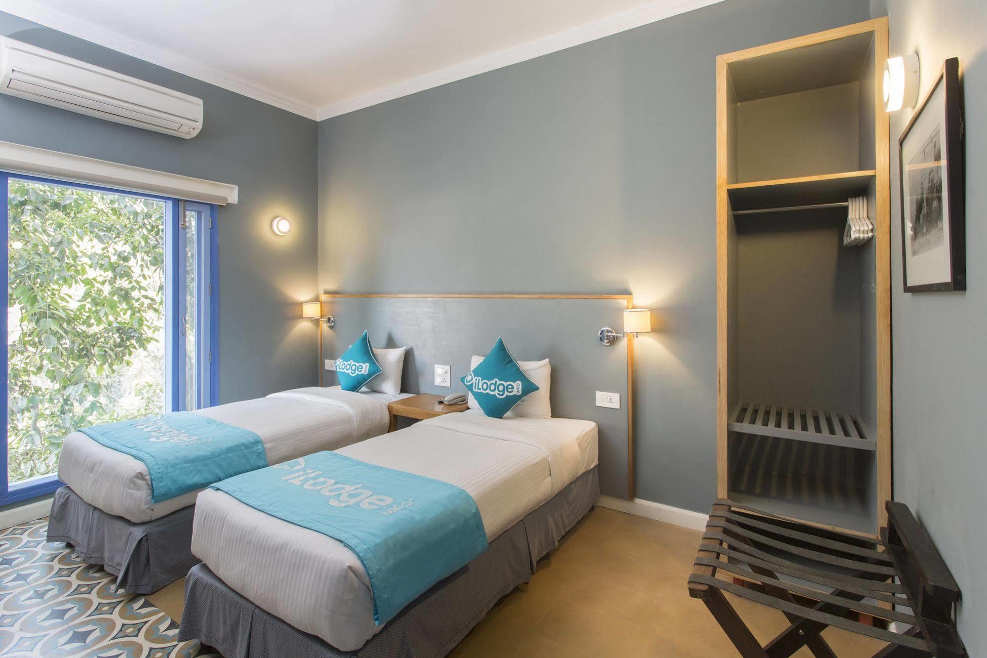 Bloom Boutique l Signature Towers Gurgaon Extérieur photo